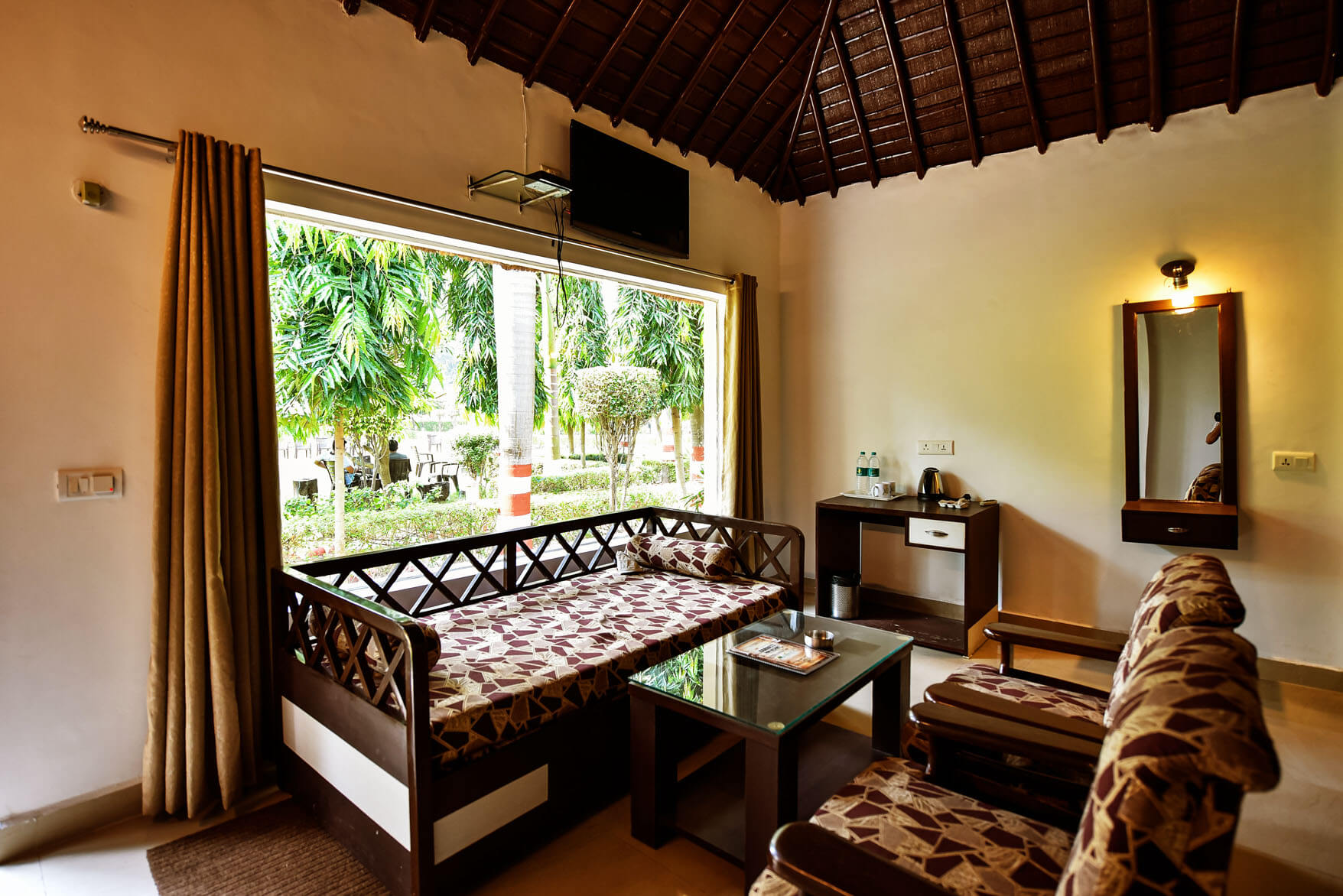 luxury room hotels in jim corbett ramnagar